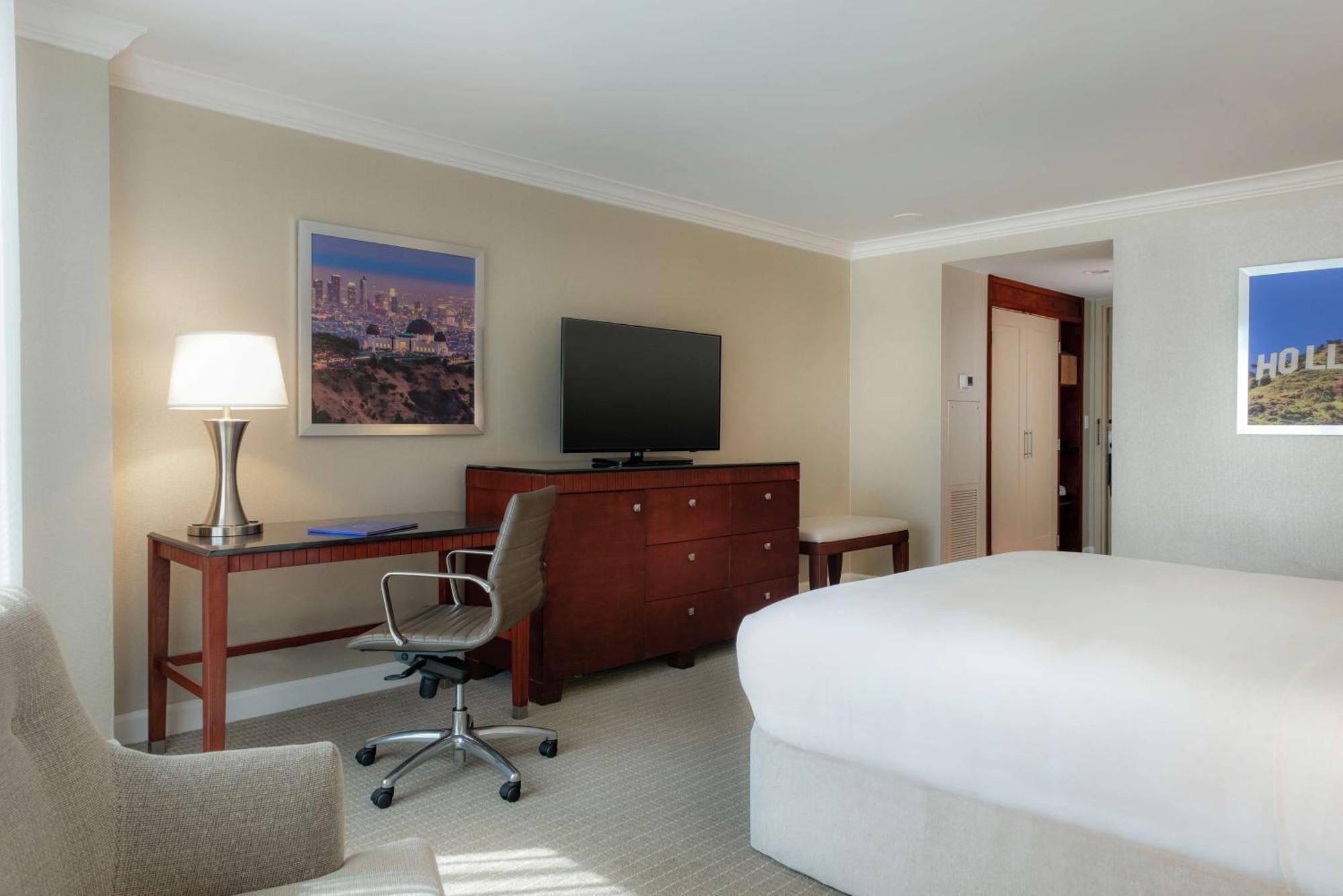 Executive King Room,1276048450:JPEG