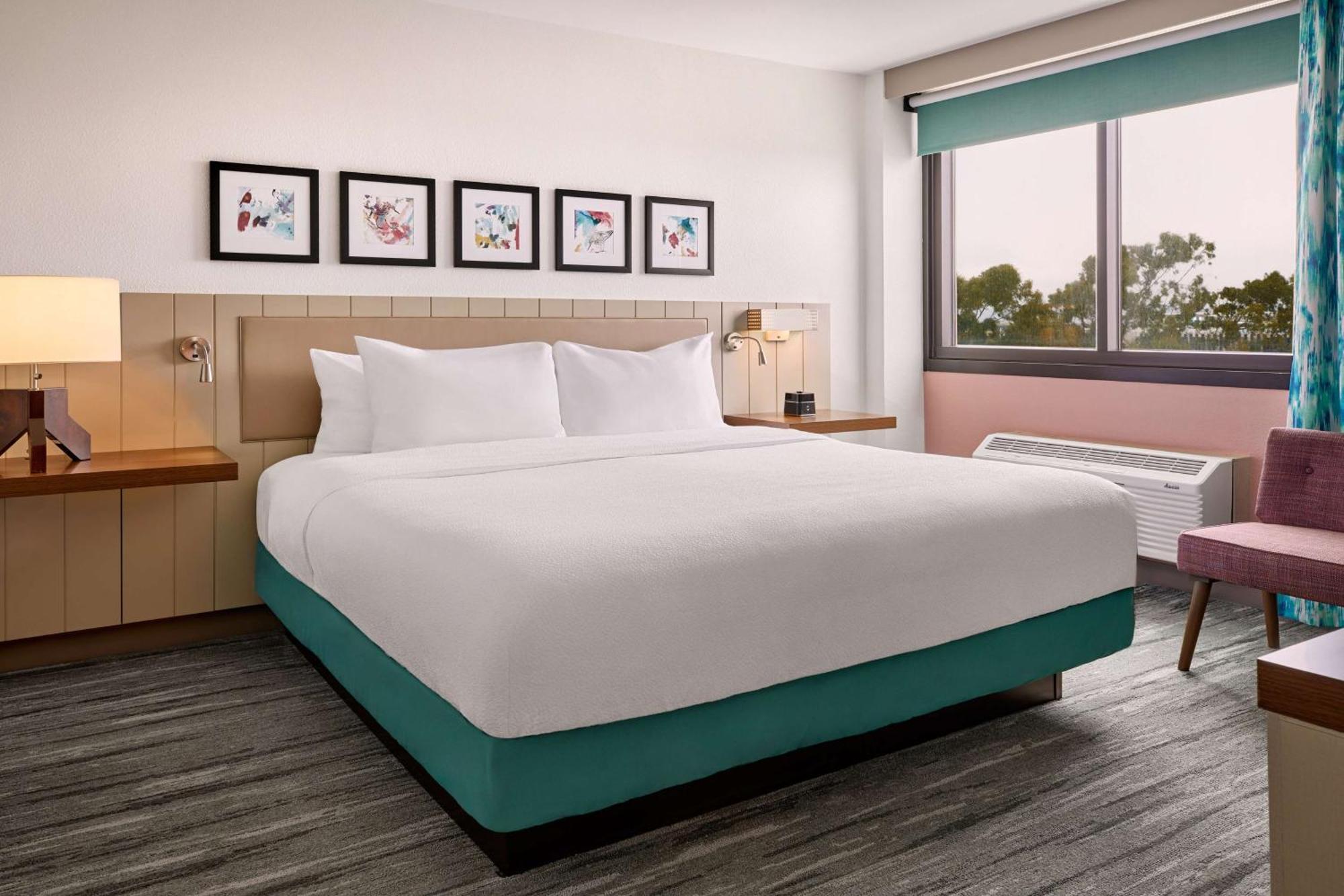Suíte de 1 Quarto com Cama King-size e Sofá-cama