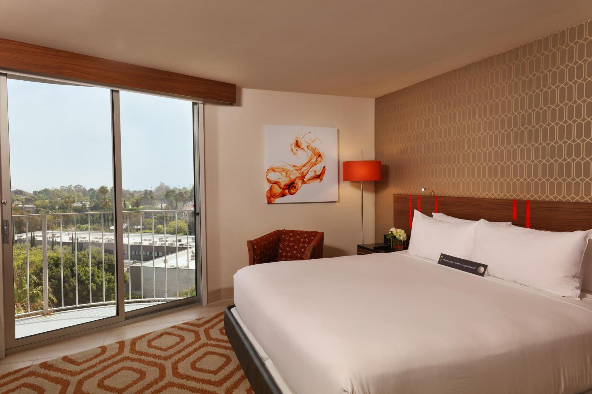 Room Selected at Check No Resort Fee,704015464:JPEG